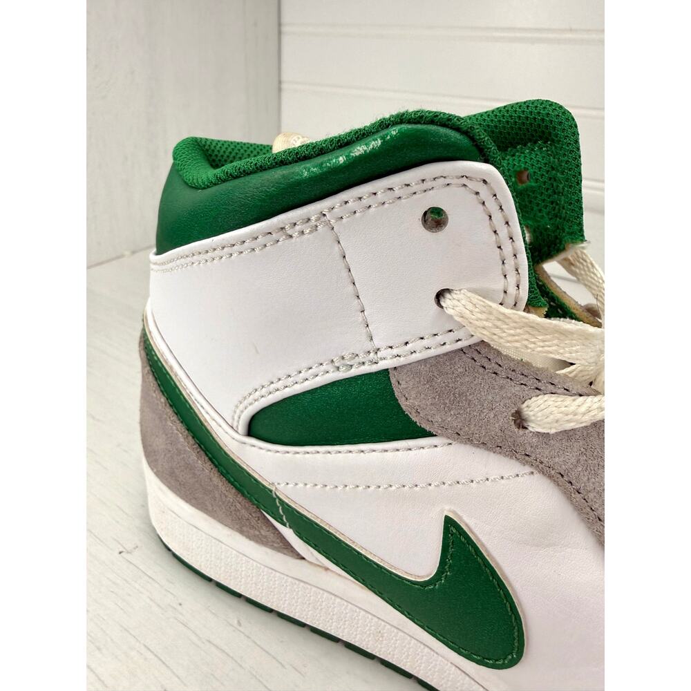 Air Jordan 1 Mid SE Grey Pine Green DC7294-103 Men’s Size 11 White Grey - Picture 7 of 8